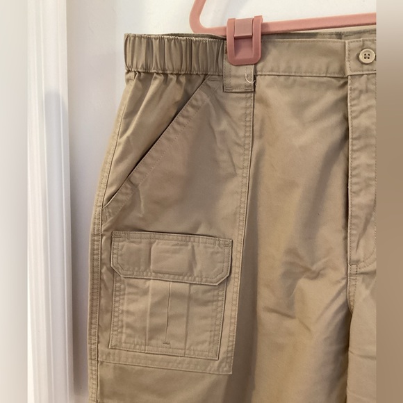 153. SAVANE Men Cargo Short size 42  EUC RN 37763 - Picture 4 of 6